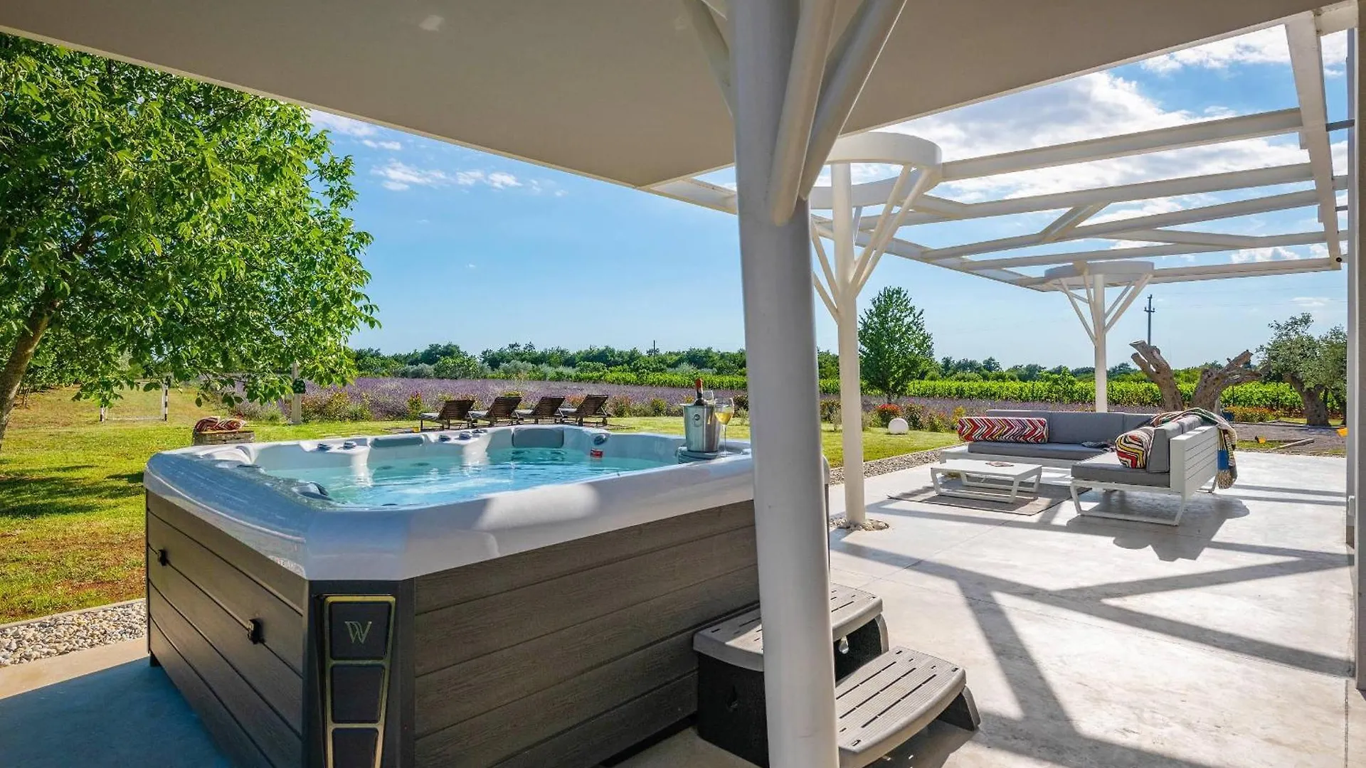 Holiday House Brajdine Lounge Jursici Holiday home