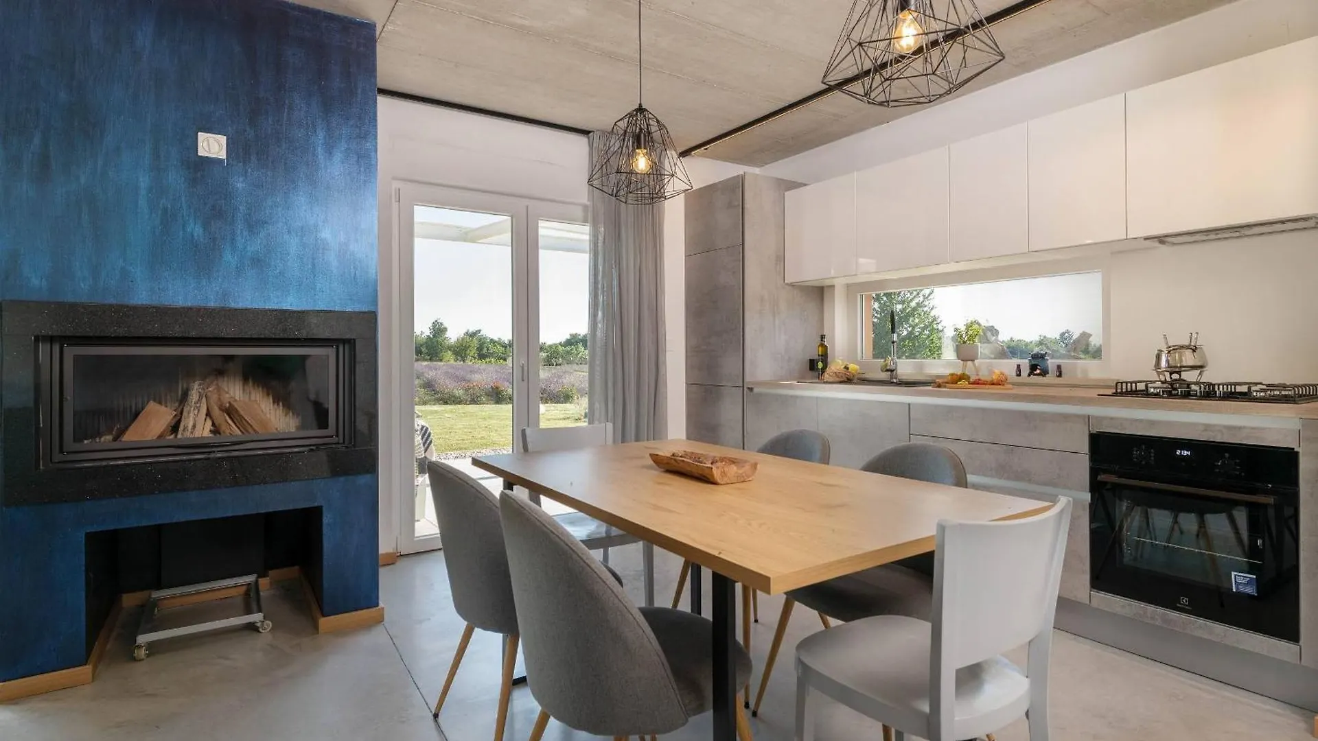 Holiday House Brajdine Lounge Jursici