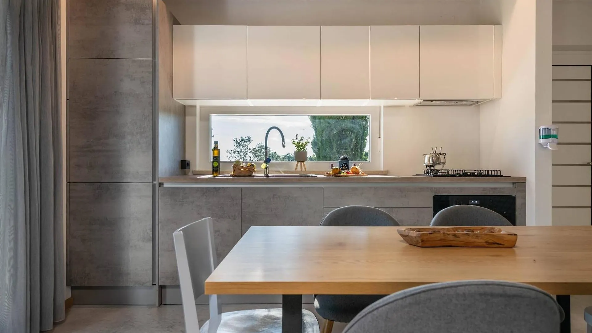Holiday House Brajdine Lounge Jursici 0*,